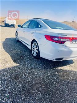 هيونداي أزيرا